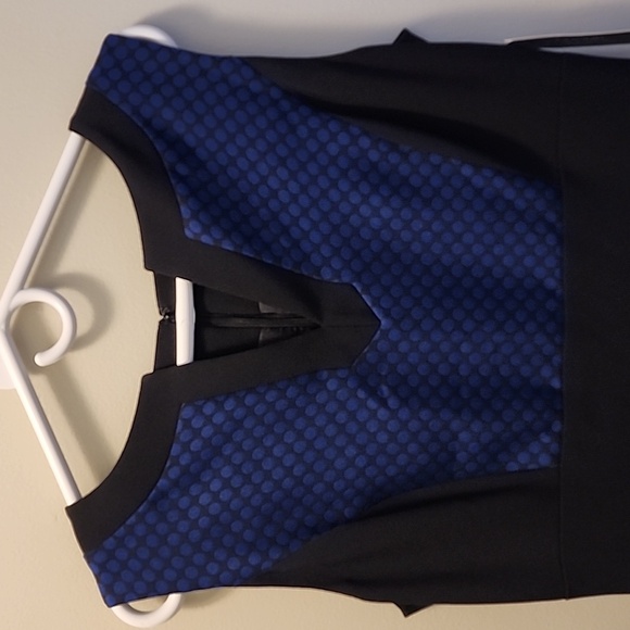 Tahari Black and Cobalt Blue Sleeveless Dress. Size 8. NWT - Picture 13 of 13